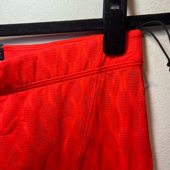 Savage X Fenty Women's Run 2 You High Waist Mesh Leggings Fire Engine Red Medium - Picture 4 of 16